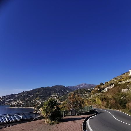 Romantic Casa Lorenzina Affittacamere Ventimiglia Eksteriør bilde