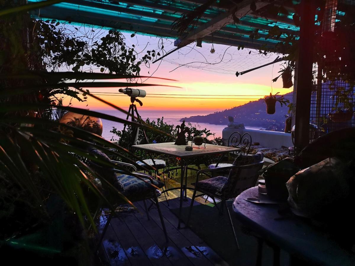 Romantic Casa Lorenzina Affittacamere Ventimiglia Eksteriør bilde