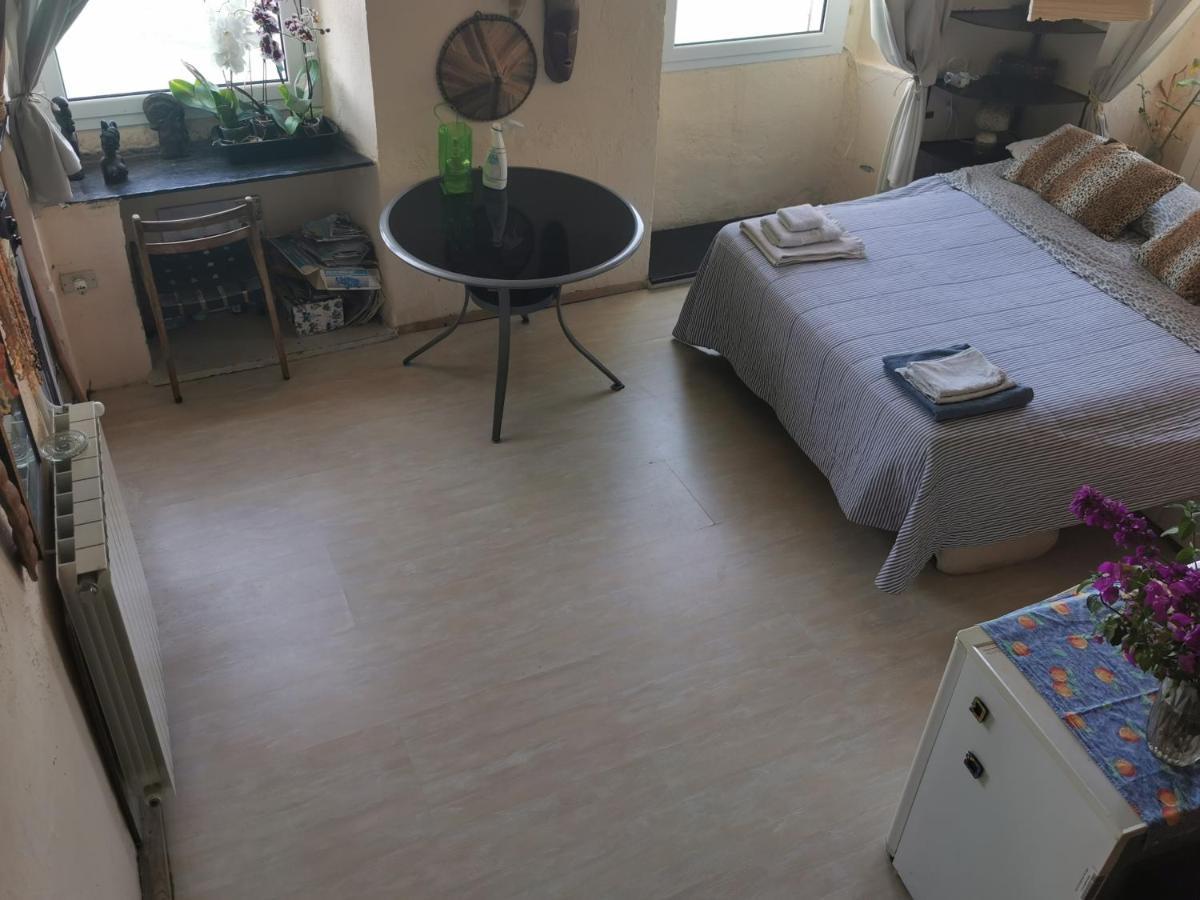 Romantic Casa Lorenzina Affittacamere Ventimiglia Eksteriør bilde