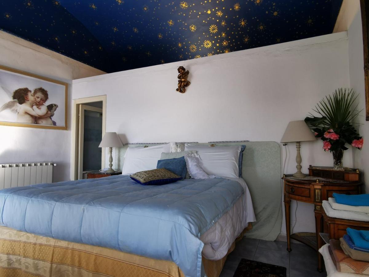 Romantic Casa Lorenzina Affittacamere Ventimiglia Eksteriør bilde