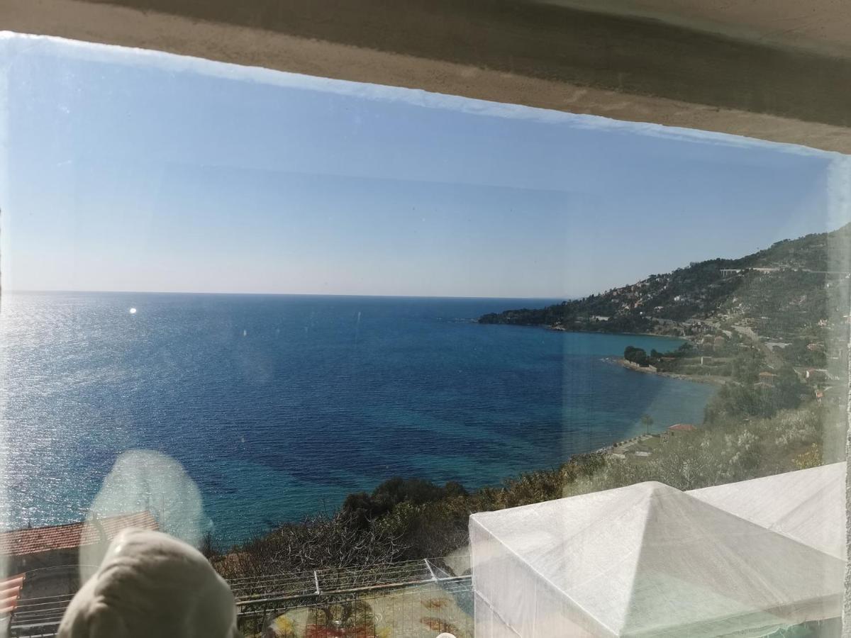 Romantic Casa Lorenzina Affittacamere Ventimiglia Eksteriør bilde