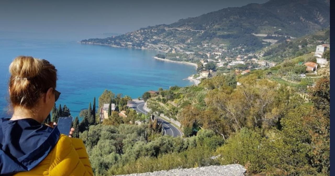 Romantic Casa Lorenzina Affittacamere Ventimiglia Eksteriør bilde
